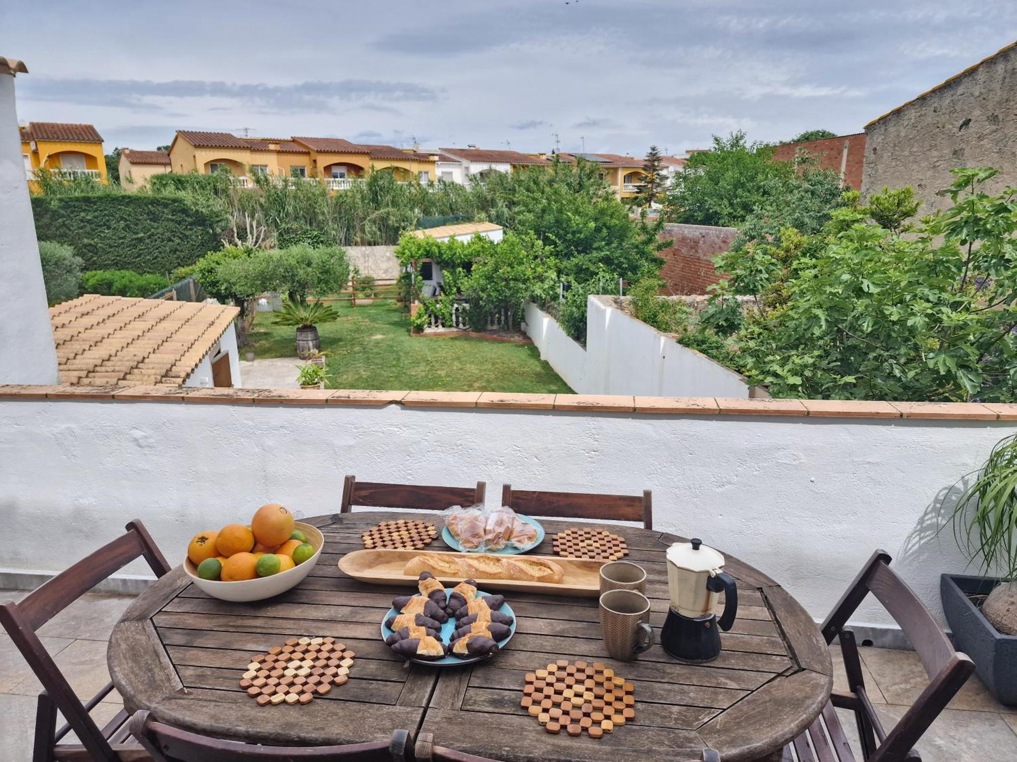 Newly Renovated Large Villa With Garden Castello  D'Empuries Exterior photo